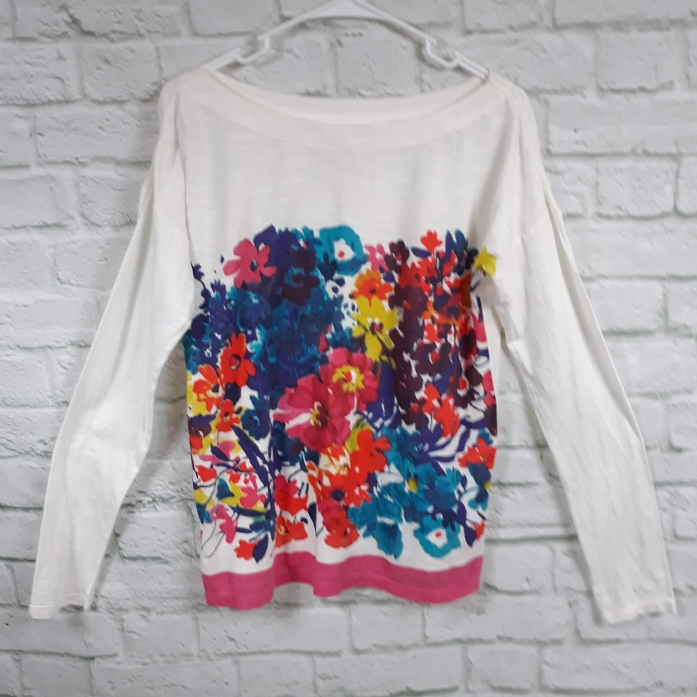 Ann Taylor oversize floral tee size medium